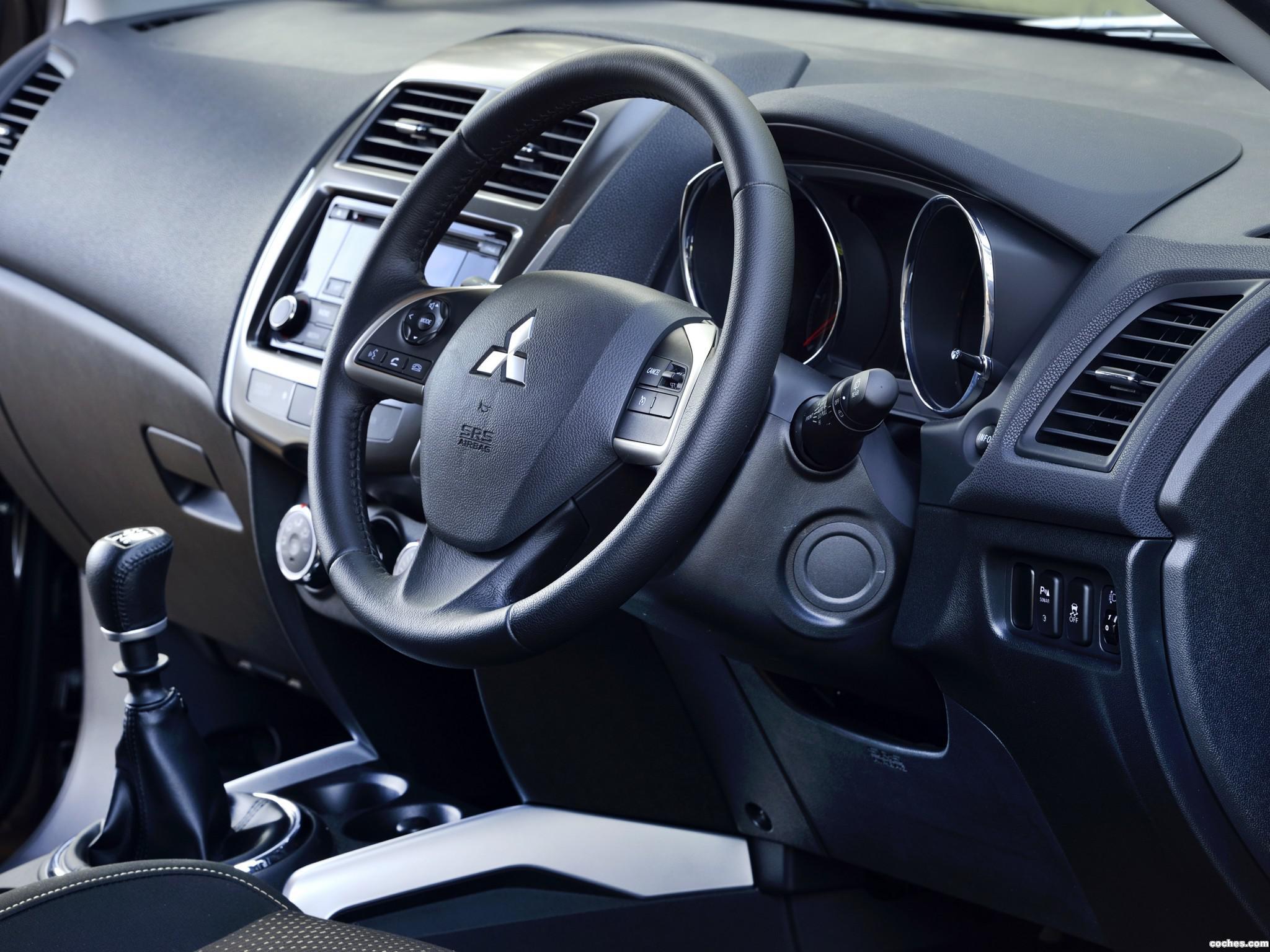 Установка кнопок управления аудиосистемой и круиз-контролем на руль  Mitsubishi ASX