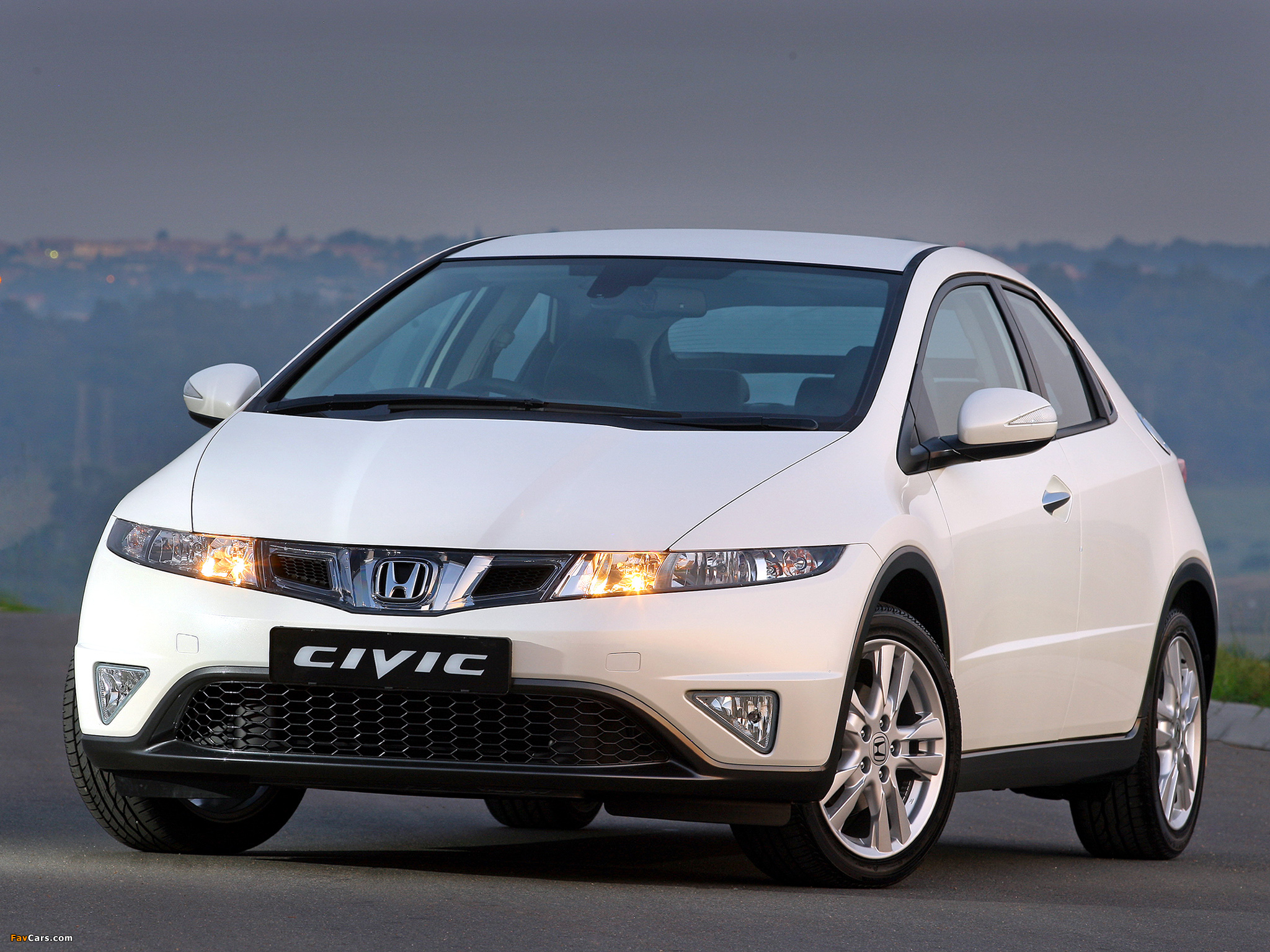 Honda Civic IX — описание модели фото