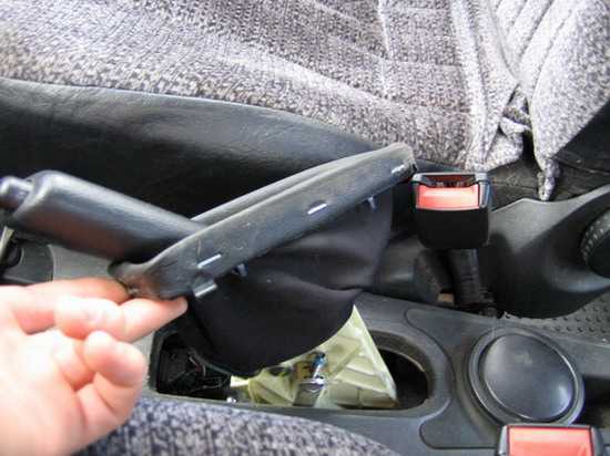 Проблемы с ручным тормозом и способы их решения на Ford Focus 3 фото