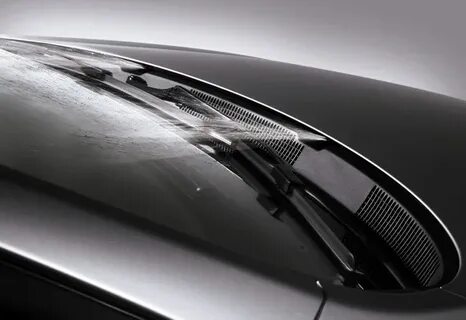 Особенности работы очистителей лобового стекла VW Passat B7 фото