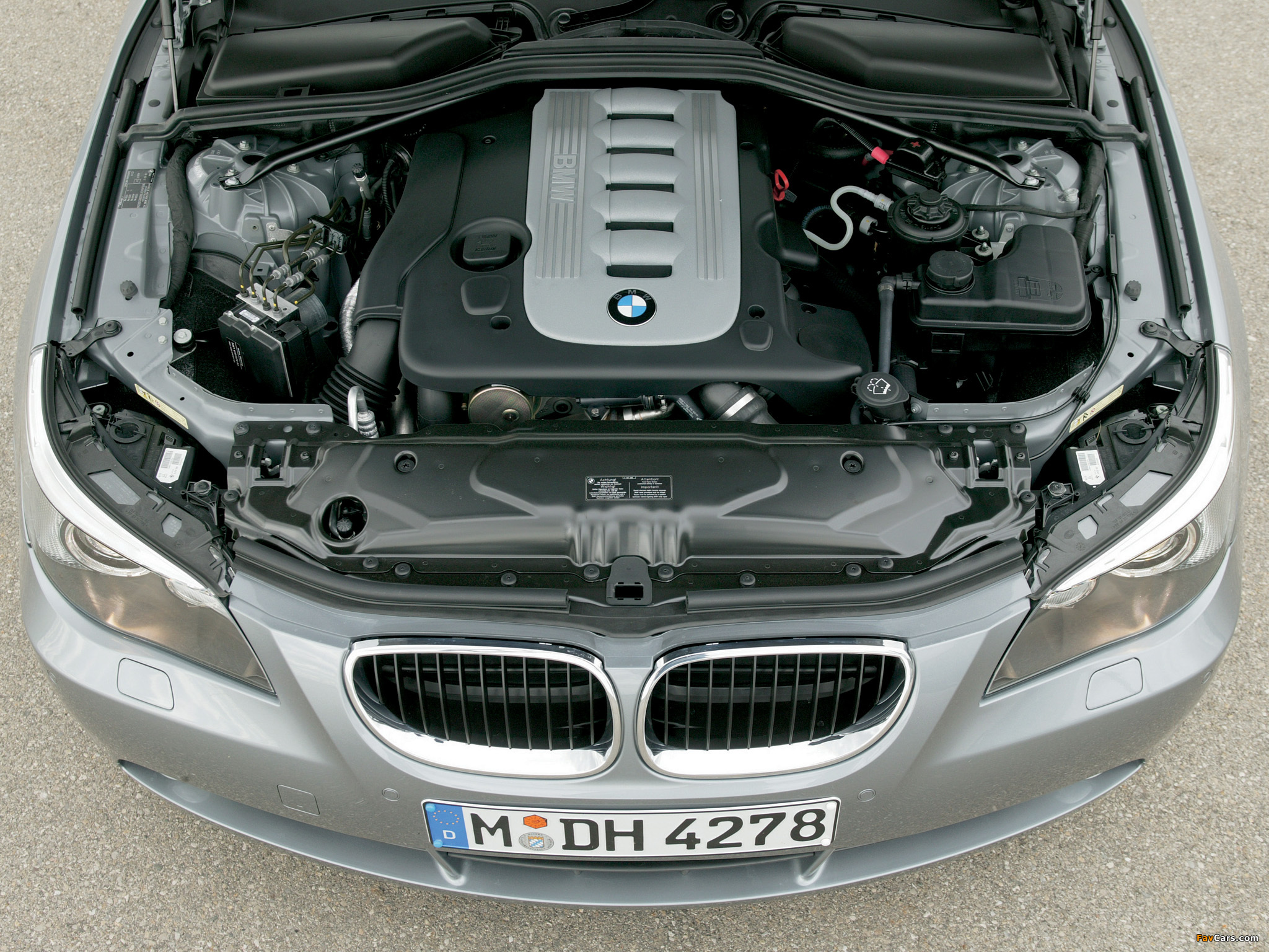Какая линейка двигателей в дорестайлинговой версии BMW 5 E60 фото