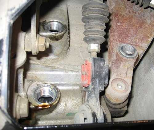 Замена масла в механической коробке передач Ford Fusion фото