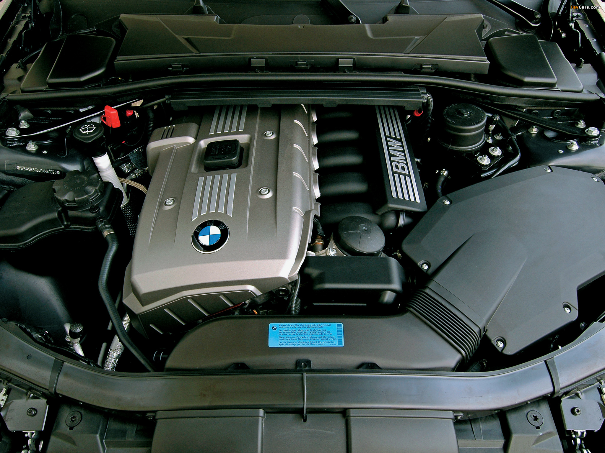 В двигателе BMW 3 E90 появились вибрации на холостом ходу фото