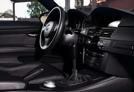 При включении кондиционера в салоне BMW 3 E90 появляется неприятный запах фото