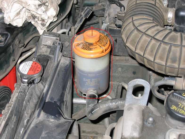 Замена жидкости в гидроусилителе на Suzuki Grand Vitara II фото