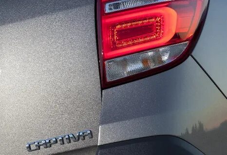 Замена ламп в заднем фонаре Chevrolet Captiva фото