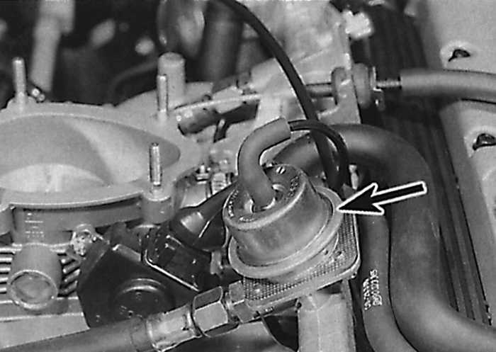 Сброс давления в топливной системе Opel Vectra В фото
