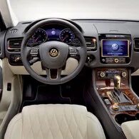 Режимы кругового видеообзора на Volkswagen Touareg II (NF) фото
