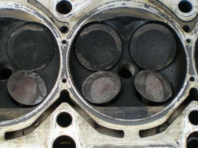 Последствия обрыва ремня ГРМ для двигателей Volkswagen Golf IV фото