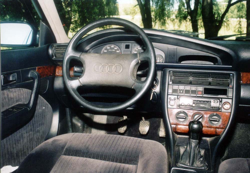 Салон Audi 100 C4 – на что обратить внимание фото