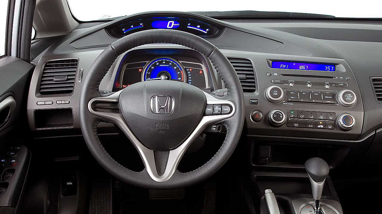Проверка подсветки замка зажигания на Honda Civic VIII фото