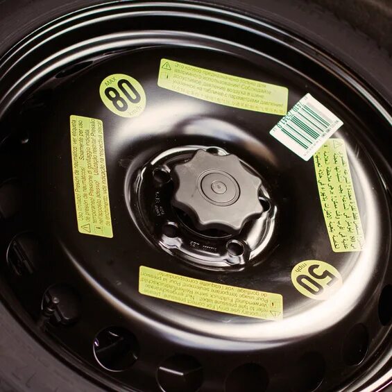 Серийные номера деталей для крепления запасного колеса и корзины на Citroen C4