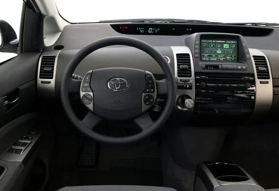 Снятие центральной панели на Toyota Prius фото