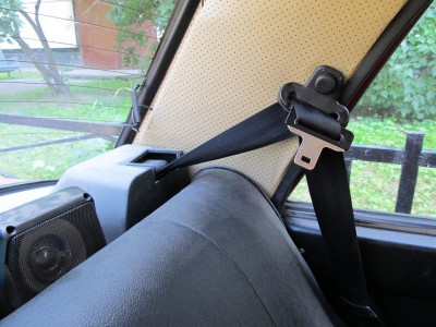 Взаимозаменяемы ли ремни безопасности в ВАЗ-2110 фото