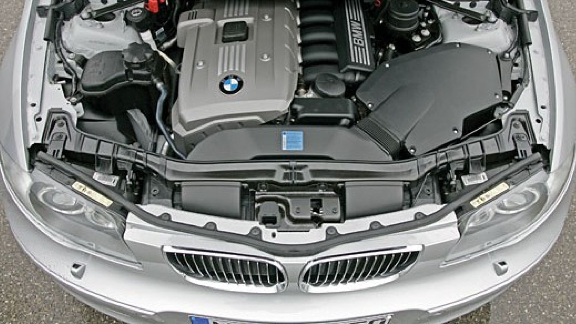 Каким топливом  можно заправлять BMW 1-Series Е87? фото