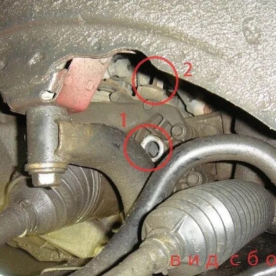 Замена масла в МКПП Dodge Caliber фото