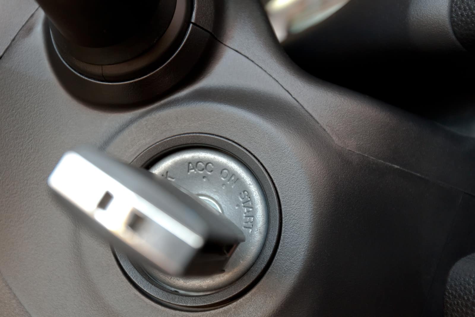 Как сделать дубликат чип-ключа на Opel Astra J GTC? фото