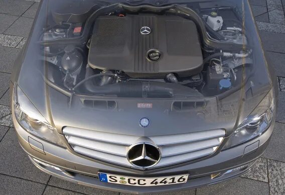 Чистка бачка омывателя на Mercedes-Benz C-Klasse (W204) фото