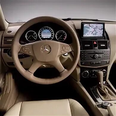 Особенности системы SPLITVIEW на Mercedes-Benz C-Klasse (W204) фото